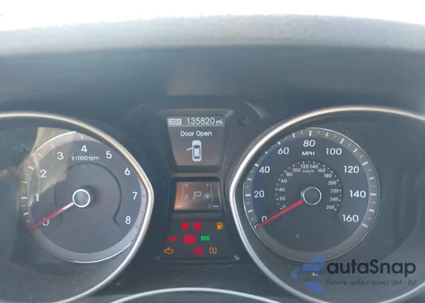 2014 Hyundai Elantra Gt z USA, uszkodzony, nr VIN KMHD35LH3EU184398